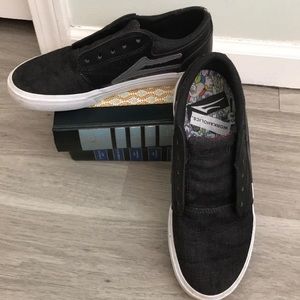 lakai workaholics